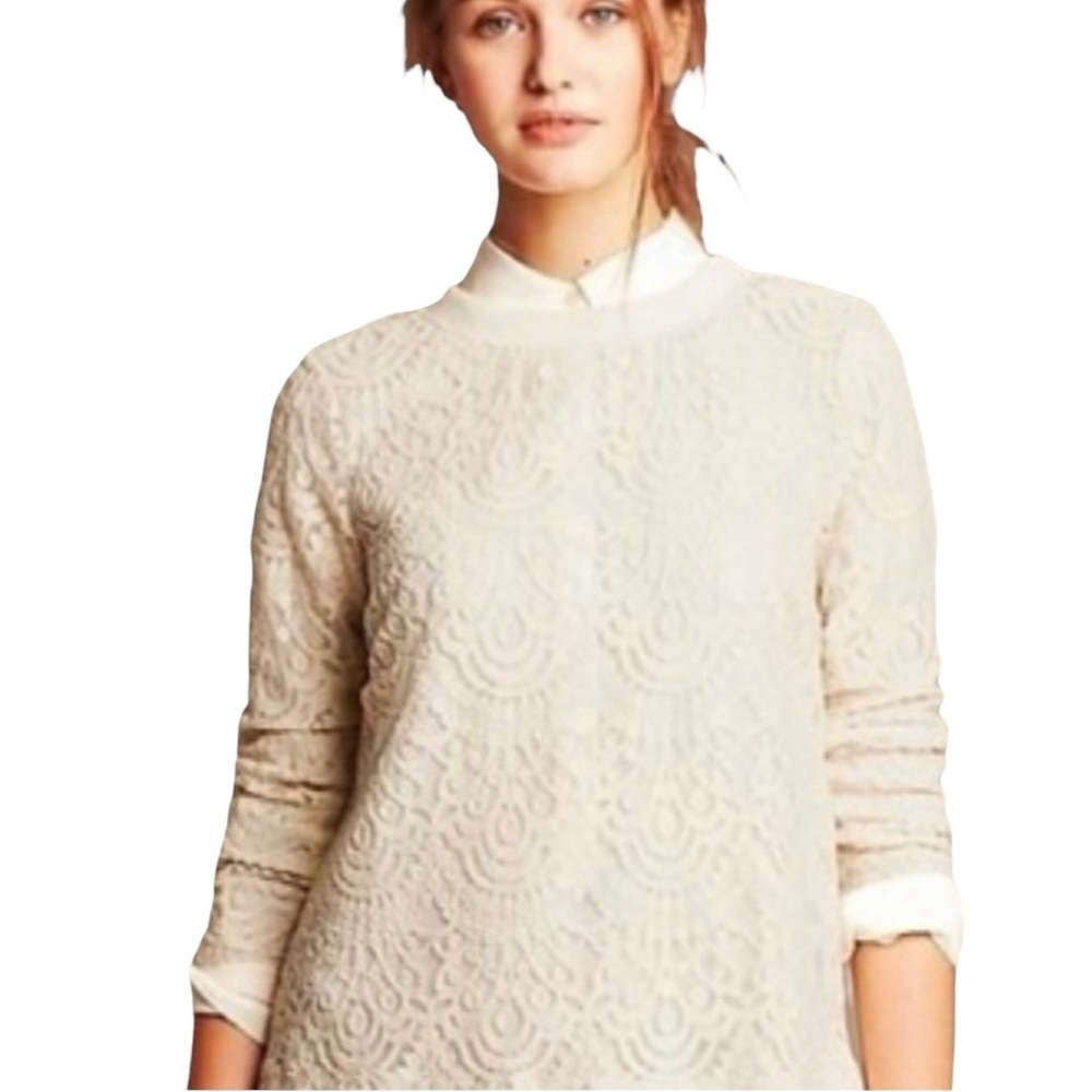 Banana Republic Lace Back Button Detail Blouse